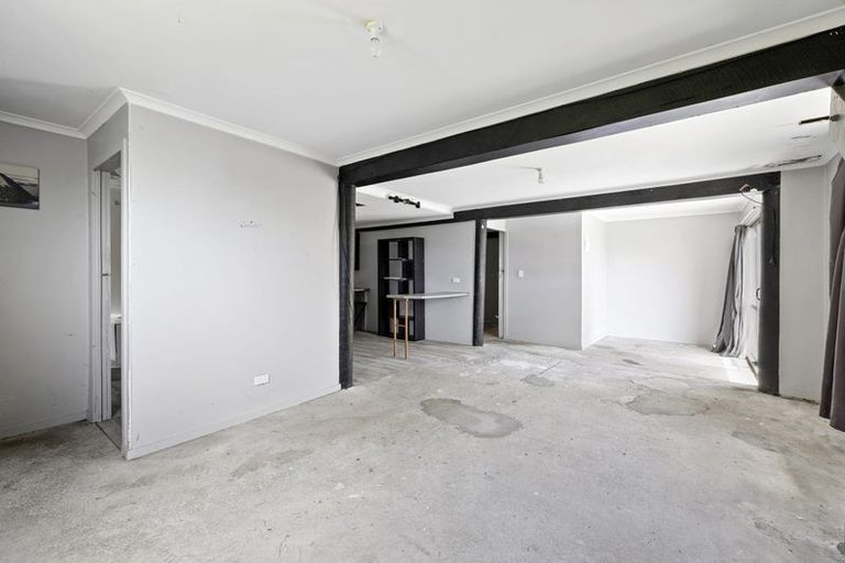 Photo of property in 35d Clearmont Crescent, Blagdon, New Plymouth, 4310