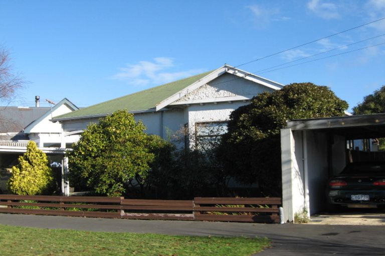 Photo of property in 20 West Avenue, Saint Clair, Dunedin, 9012