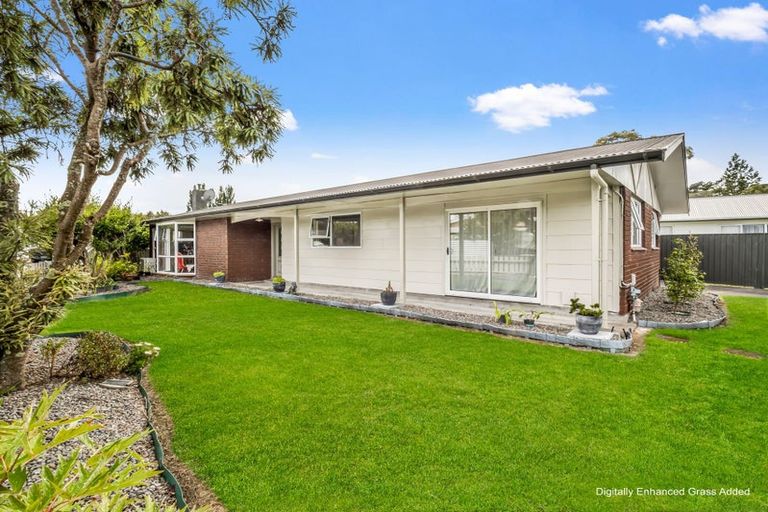 Photo of property in 14 Ferndale Place, Feilding, 4702