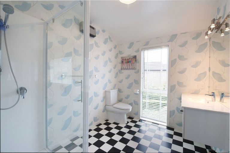 Photo of property in 39 Pukeko Way, Kinloch, Taupo, 3377