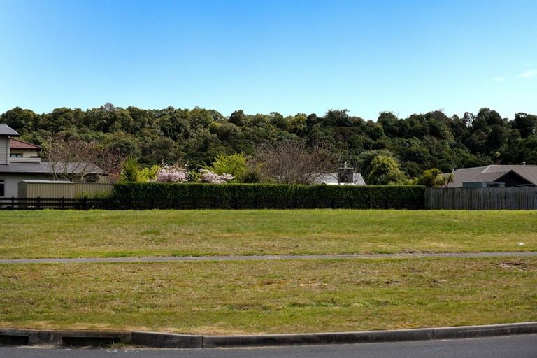 Photo of property in 4 Pukeko Way, Kinloch, Taupo, 3377