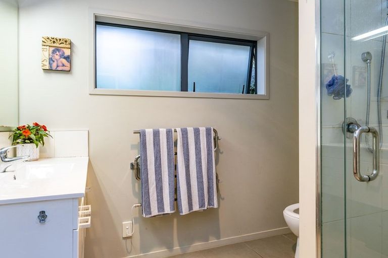 Photo of property in 39 County Heights Drive, Aokautere, Palmerston North, 4471