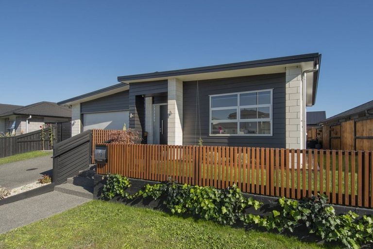 Photo of property in 112 Penetaka Heights, Pyes Pa, Tauranga, 3112