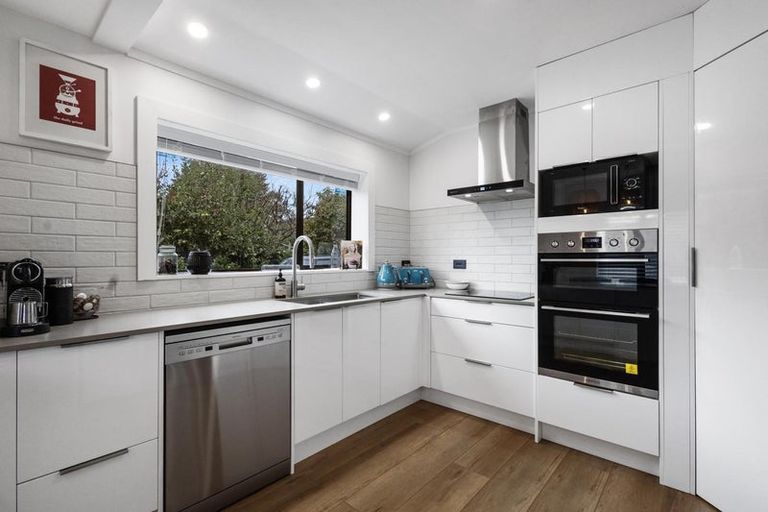 Photo of property in 163a Victoria Street, Cambridge, 3434