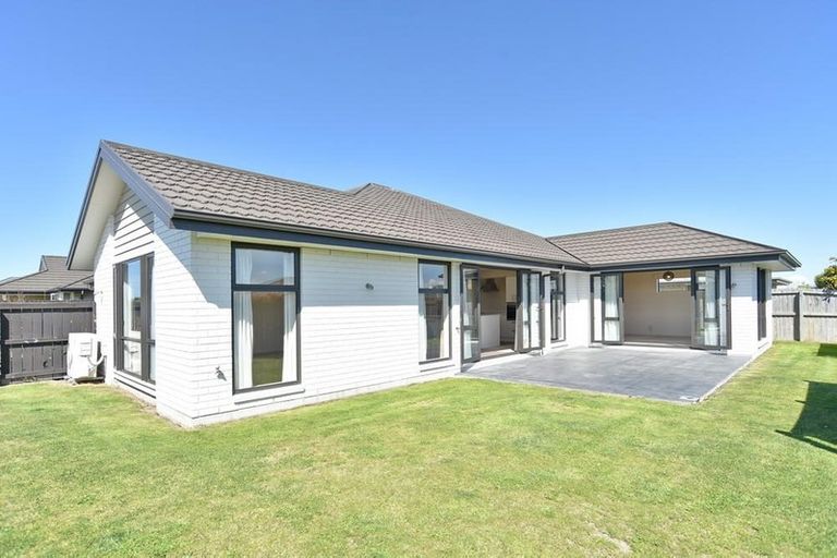 Photo of property in 21 El Alamein Avenue, Rangiora, 7400
