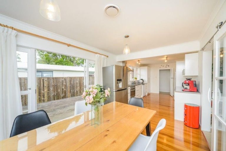 Photo of property in 62 Newcastle Street, Hokowhitu, Palmerston North, 4410