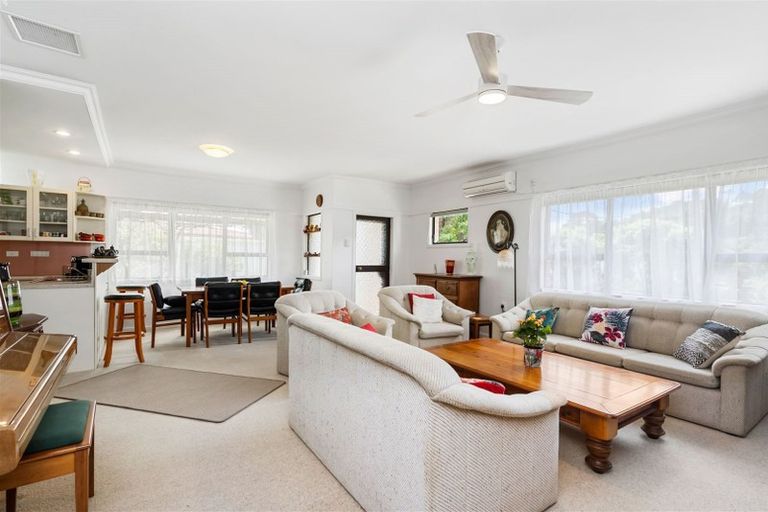 Photo of property in 16 Lovatt Crescent, Kensington, Whangarei, 0112