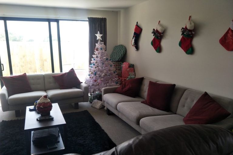 Photo of property in 82 Prado Drive, Pukekohe, 2120