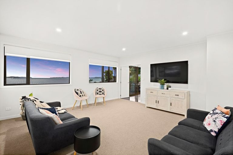 Photo of property in 13 Ariel Place, Snells Beach, 0920