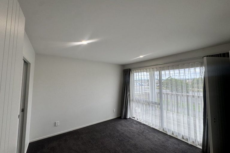 Photo of property in 11a Tributary Parade, Karaka, Papakura, 2113