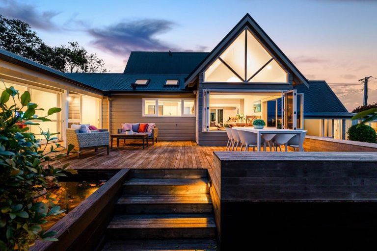 Photo of property in 12 Wairere Road, Torbay, Auckland, 0630