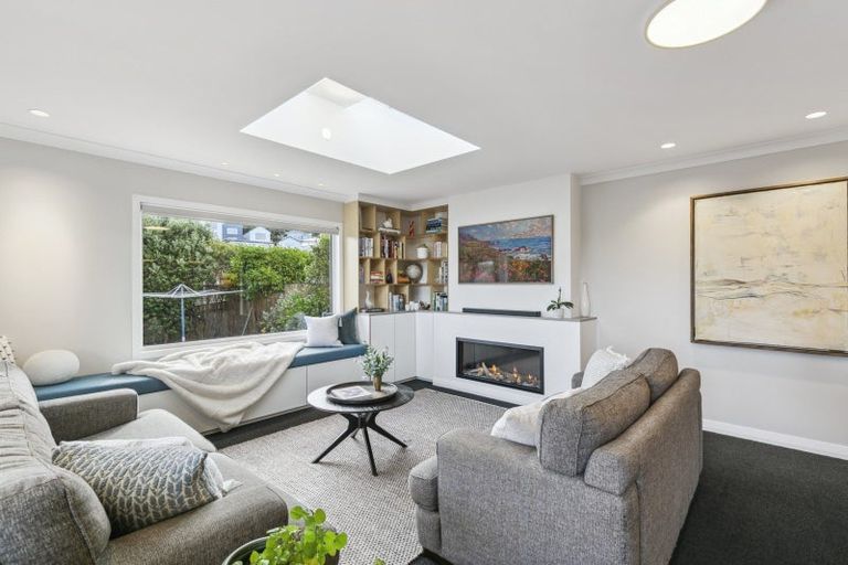 Photo of property in 89 Tauhinu Road, Miramar, Wellington, 6022