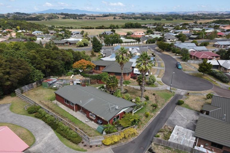 Photo of property in 10 Pointon Glade, Grandview Heights, Hamilton, 3200