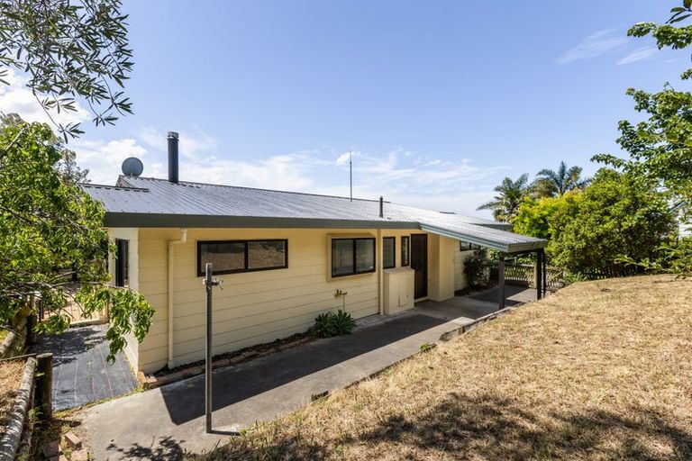 Photo of property in 16 Kokako Place, Taradale, Napier, 4112