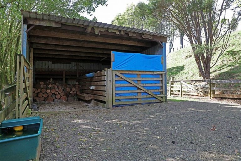 Photo of property in 1495 Ararimu Road, Hunua, Papakura, 2583