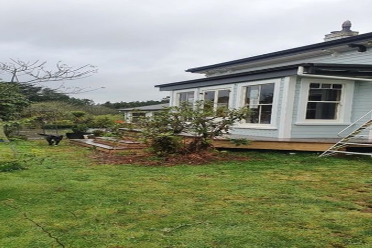 Photo of property in 11 Tarata Road, Inglewood, 4387