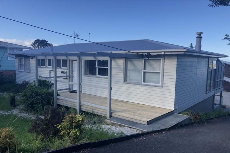 Photo of property in 2/543 East Coast Road, Browns Bay, Auckland, 0630
