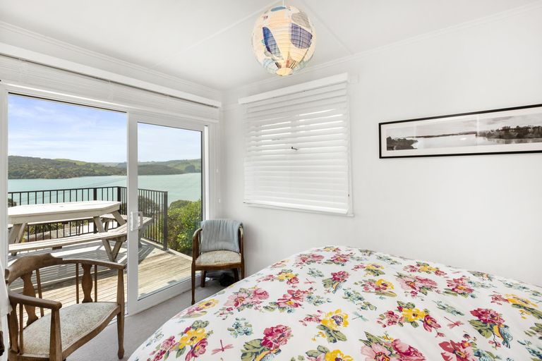 Photo of property in 15 Rose Street, Raglan, 3225