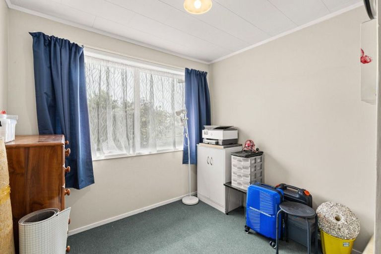 Photo of property in 24 Hood Street, Castlecliff, Whanganui, 4501