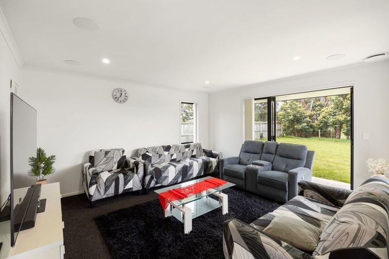 Photo of property in 51 Edgeview Crescent, Fitzroy, Hamilton, 3206