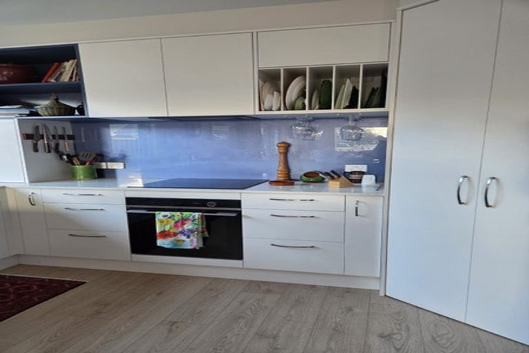 Photo of property in 24 Disraeli Street, Gisborne, 4010