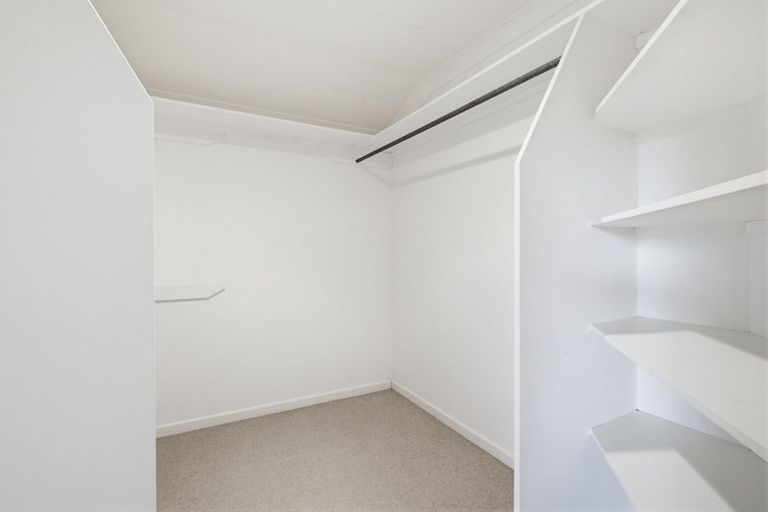 Photo of property in 66 Royal Oak Drive, Kelvin Grove, Palmerston North, 4414