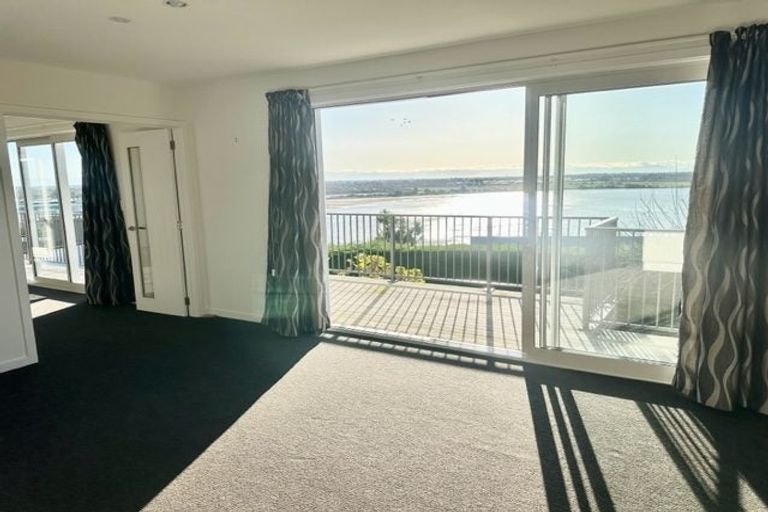 Photo of property in 66 Te Awakura Terrace, Mount Pleasant, Christchurch, 8081