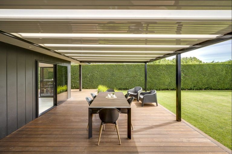 Photo of property in 16 Napier Street, Jervoistown, Napier, 4112