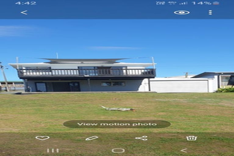 Photo of property in 147 Howard Road, Orere Point, Papakura, 2585