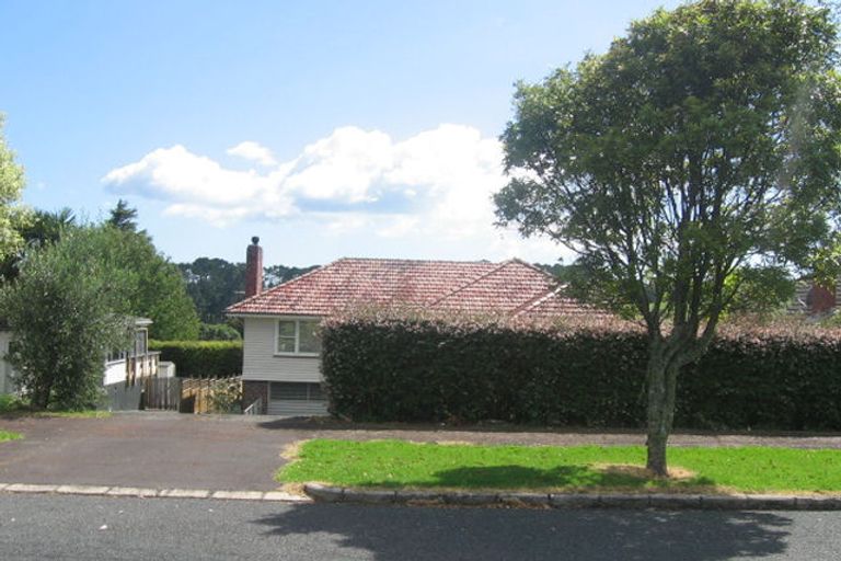 Photo of property in 30 Carnarvon Avenue, Glendowie, Auckland, 1071
