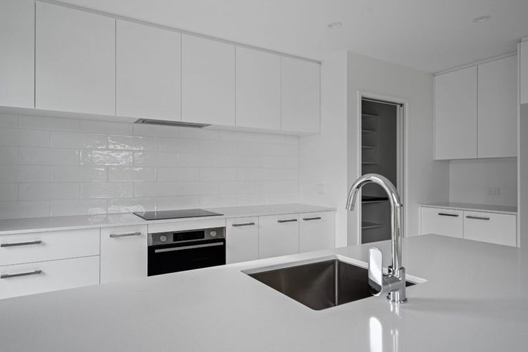 Photo of property in 18 Edlin Lane, Pegasus, 7612