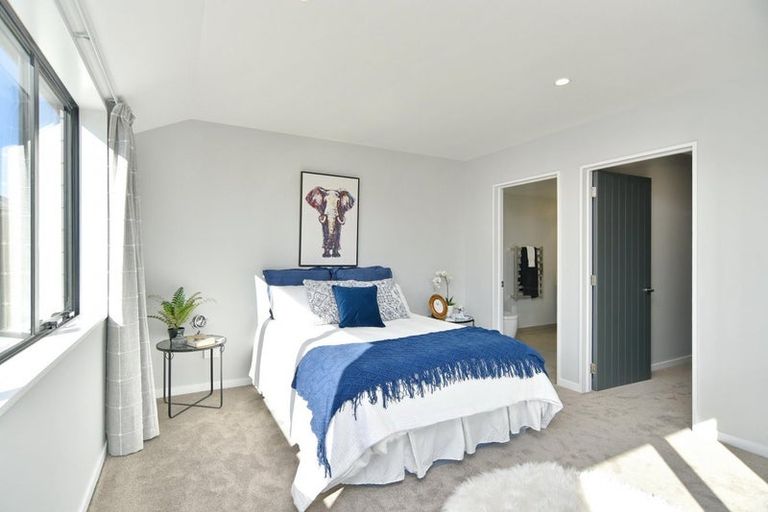 Photo of property in 1 Grimwood Street, Woodend, 7610