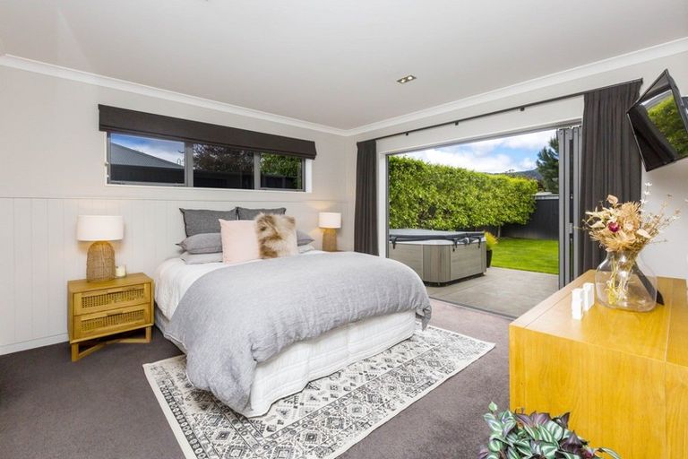 Photo of property in 21 Brentwood Street, Trentham, Upper Hutt, 5018