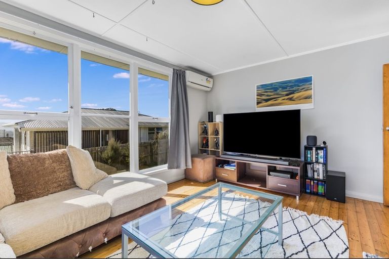 Photo of property in 67 Pikarere Street, Titahi Bay, Porirua, 5022