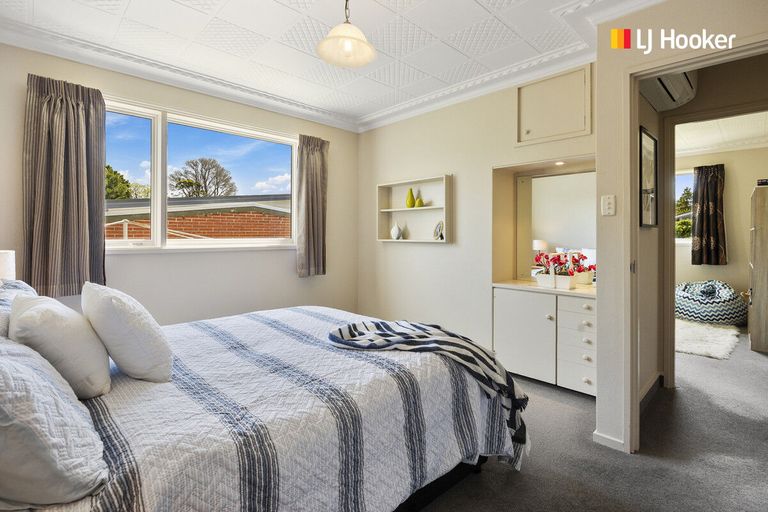 Photo of property in 42 Glendevon Place, Vauxhall, Dunedin, 9013