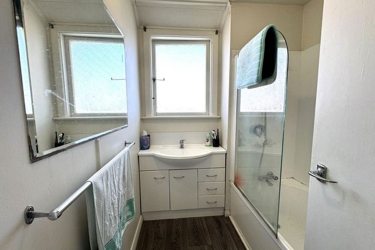 Photo of property in 35 Malcolm Terrace, Balclutha, 9230