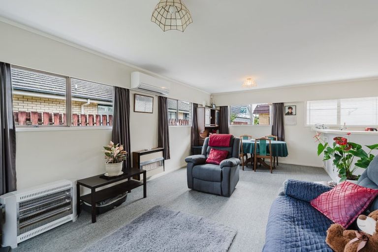 Photo of property in 4/1 Saint Olpherts Avenue, Hamilton East, Hamilton, 3216