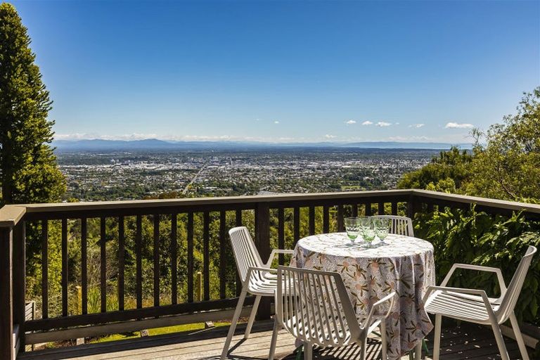 Photo of property in 5 Amherst Place, Cashmere, Christchurch, 8022