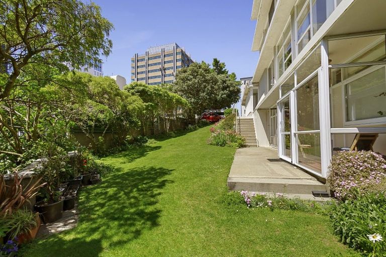 Photo of property in Herbert Gardens, 186 The Terrace, Wellington Central, Wellington, 6011