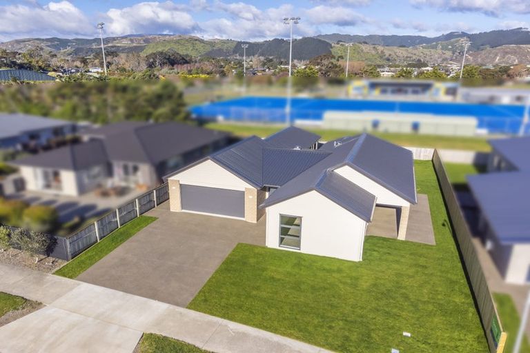 Photo of property in 23 Hudson Place, Paraparaumu, 5032