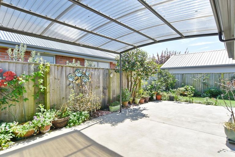 Photo of property in 33 Cognac Drive, Yaldhurst, Christchurch, 8042