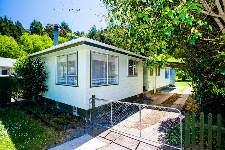 Photo of property in 13 Campbell Street, Mangapapa, Gisborne, 4010
