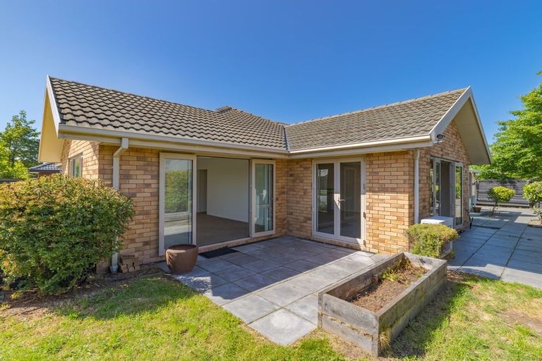 Photo of property in 3 Burbank Drive, Aidanfield, Christchurch, 8025
