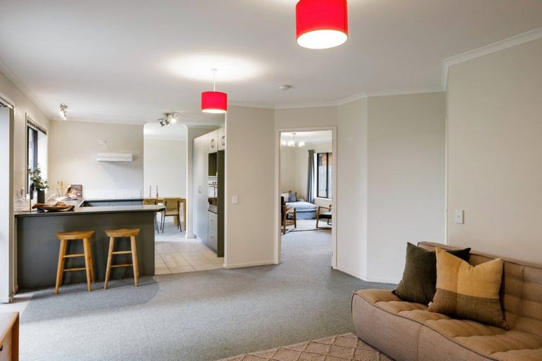 Photo of property in 12 Miers Glade, Rototuna North, Hamilton, 3210