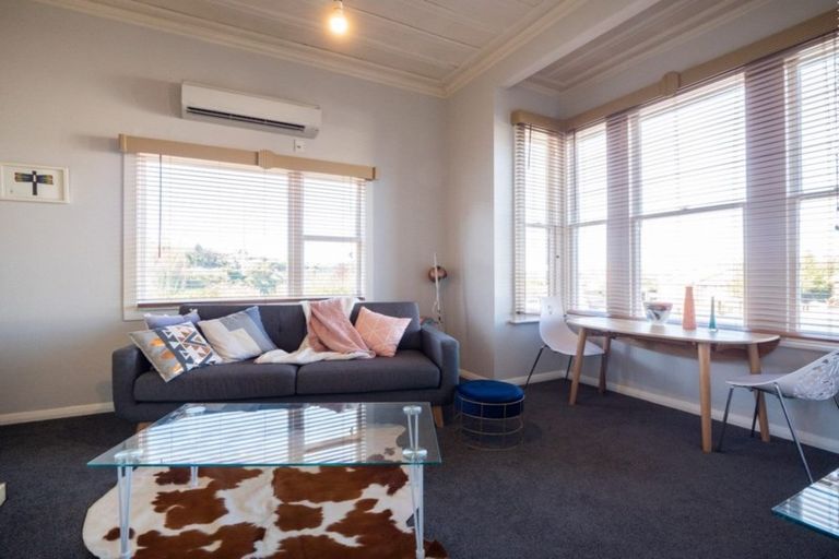 Photo of property in 142 South Road, Caversham, Dunedin, 9012