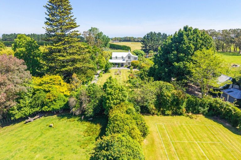 Photo of property in 1022 No 2 Line, Fordell, Whanganui, 4572