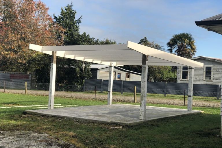 Photo of property in 102 Vogel Street, Woodville, 4920