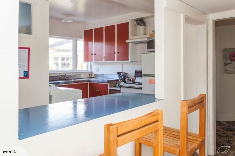 Photo of property in 1/124 Wairakei Road, Bryndwr, Christchurch, 8053