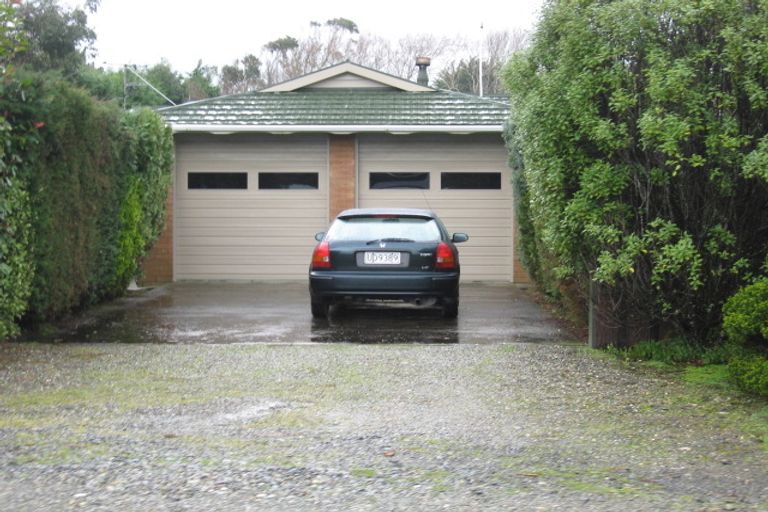 Photo of property in 72 Taiepa Road, Otatara, Invercargill, 9879