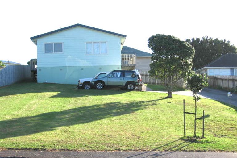 Photo of property in 45a Sunnyside Road, Sunnyvale, Auckland, 0612